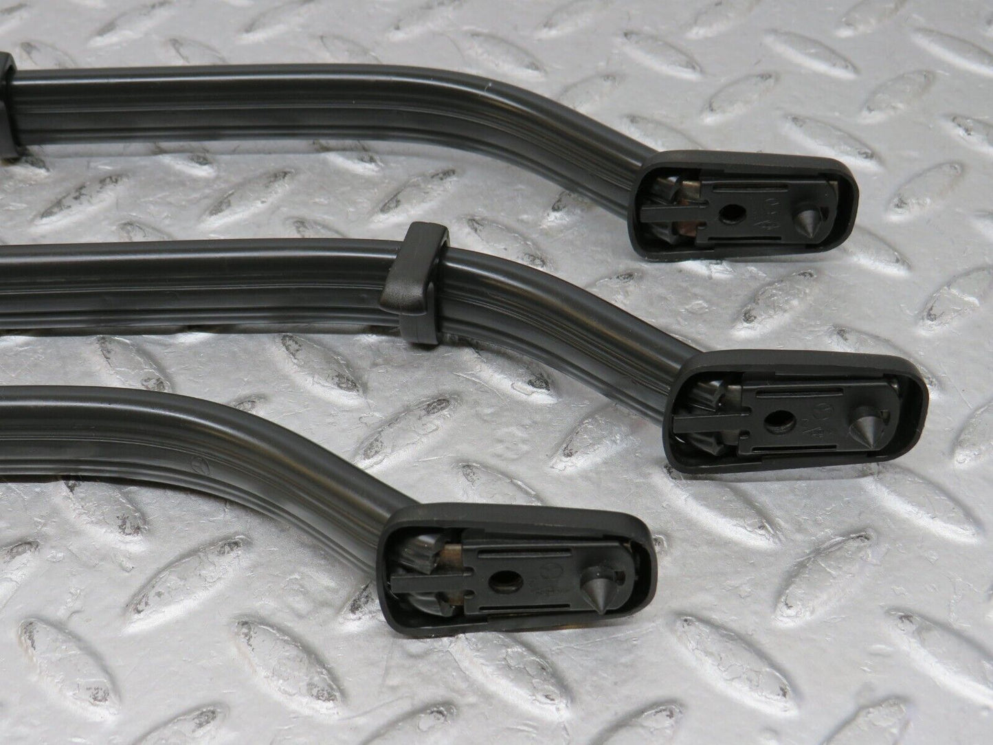 36507 Mercedes-Benz W201 190E 2.0L Interior Roof Grab Handle Set Beige