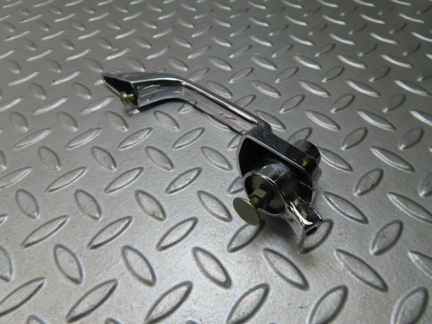 8805 Mercedes-Benz W115 Chrome Door Handle Rear Left 1157660301