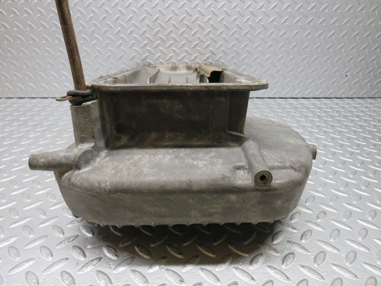39318 Mercedes-Benz R107 500SL Oil Pan Oil Sump 1160105513