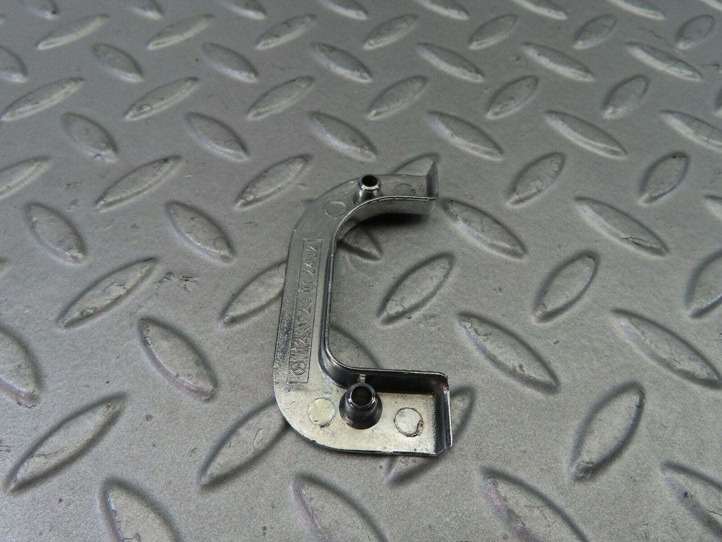 7624 Mercedes-Benz S123 230TE Wagon Left Chrome Door Latch Trim 1237230124
