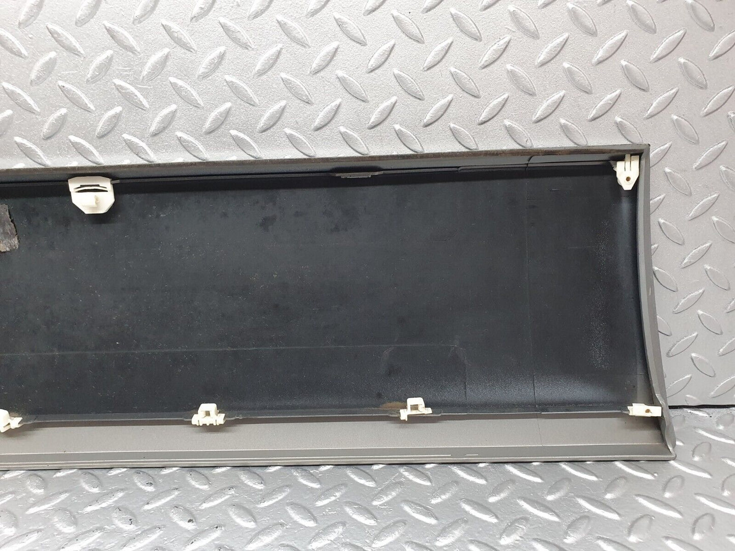 42875 Mercedes-Benz W201 190 Front Right Door Moulding Trim 2016905640