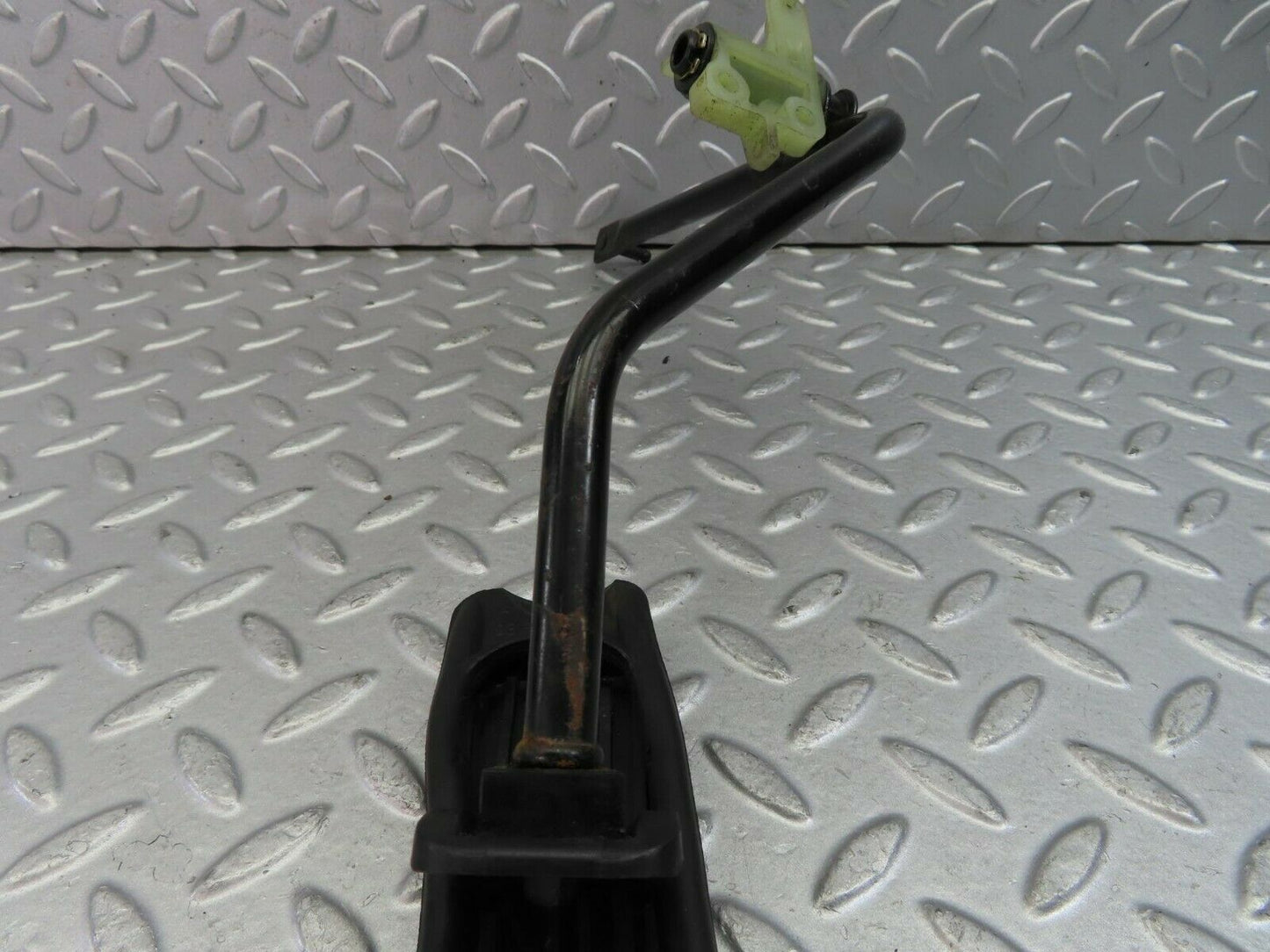 9343 Mercedes-Benz C124 300CE Coupe Accelerator Pedal With Rubber 1263000504
