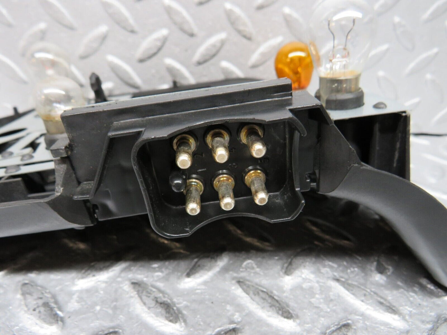 37846 Mercedes-Benz A124 320E Cabriolet Tail Light Right Side 0053373R38