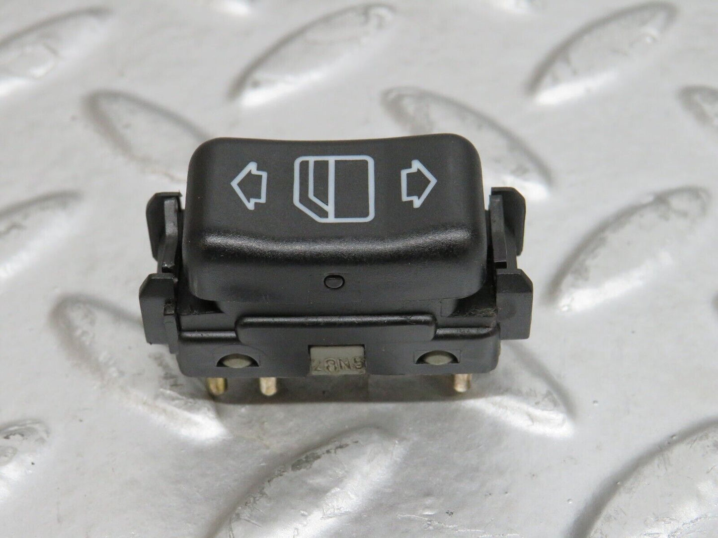 29184 Mercedes-Benz C124 320CE Coupe Left Electric Window Switch 1248209310