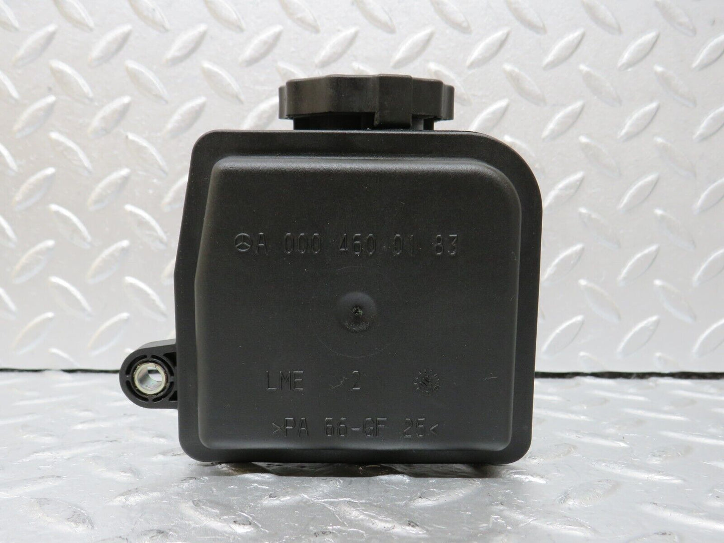 34898 Mercedes-Benz W210 320E Power Steering Fluid Reservoir Tank 0004600183