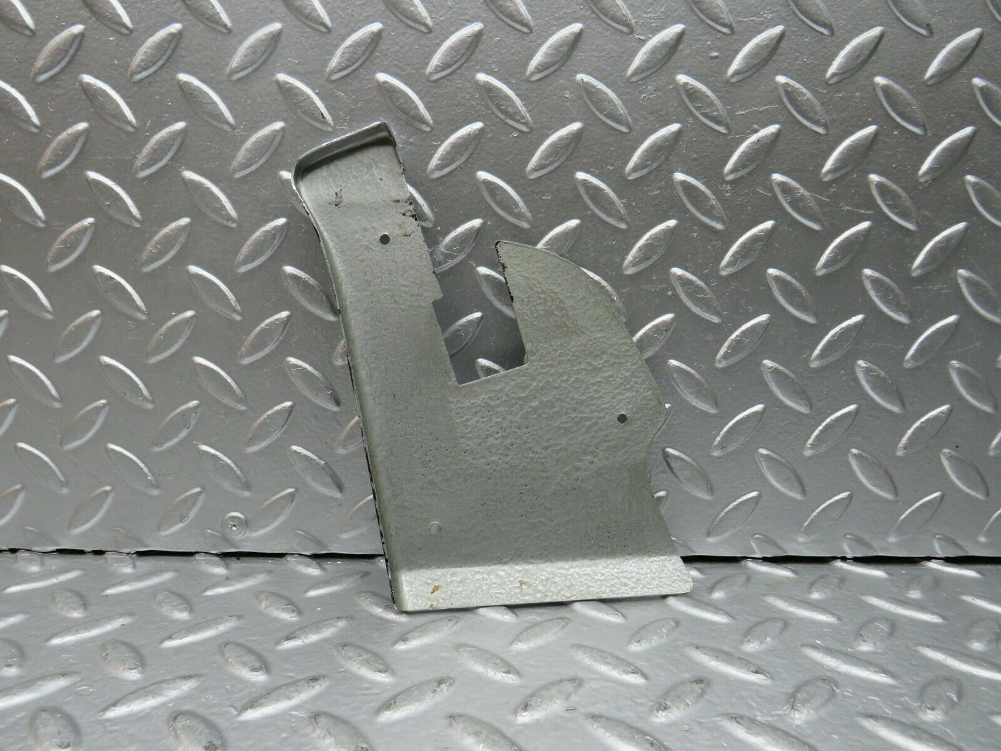 22750 Mercedes-Benz C107 450SLC Coupe Door Moulding Trim Chrome Left Side
