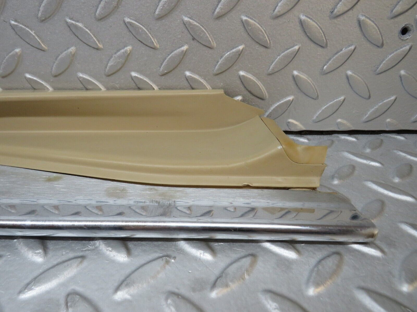 38286 Mercedes-Benz R129 280SL Coupe Left Door Sill Beige 1296800335