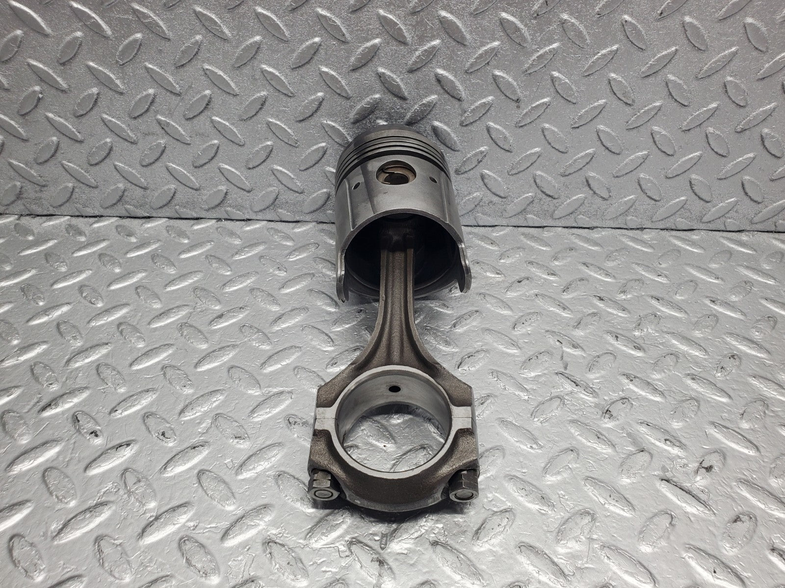 W112 piston and connecting rod used OEM