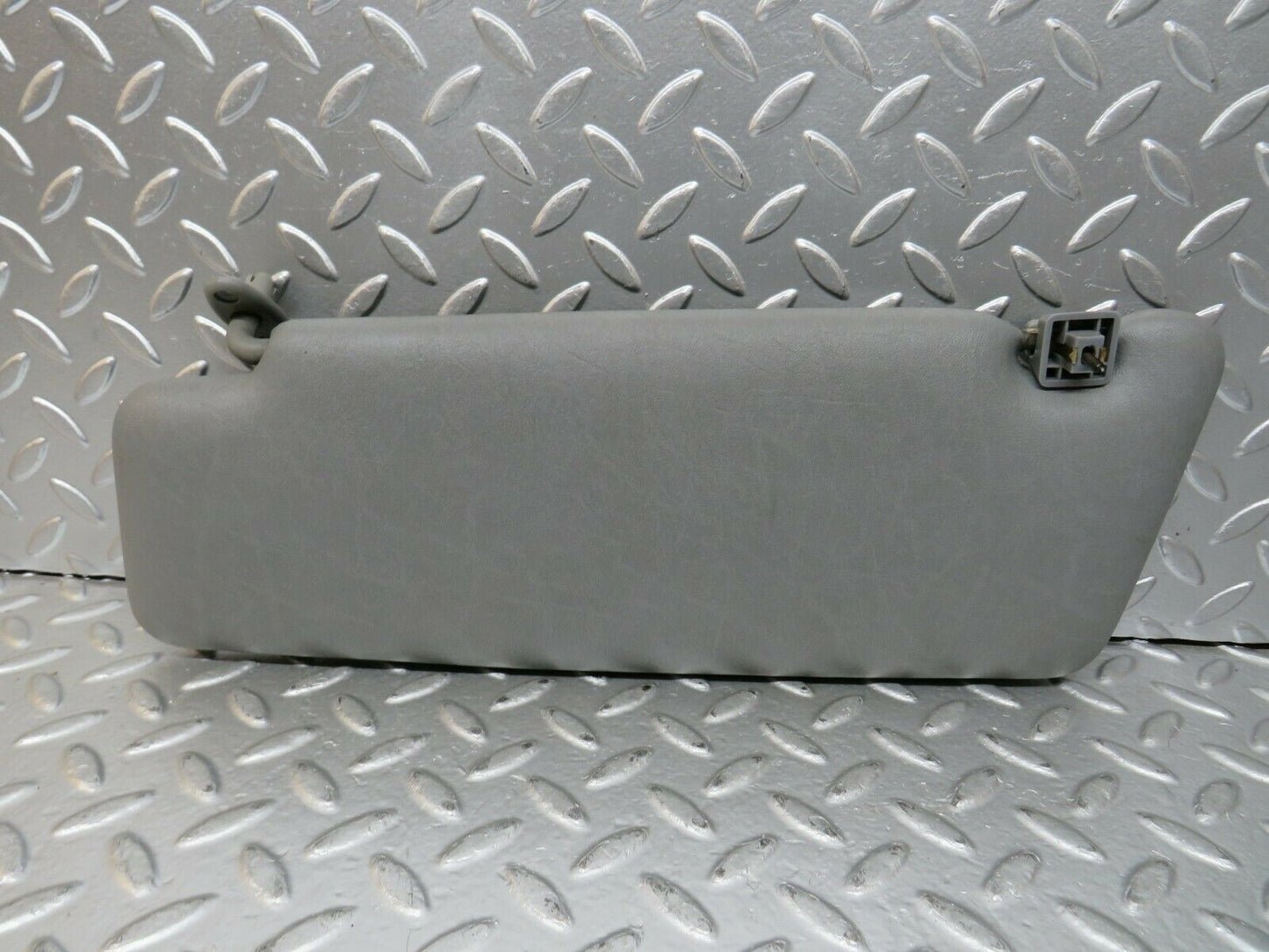 24272 Mercedes-Benz S124 220TE Wagon Sun Visor Right Side