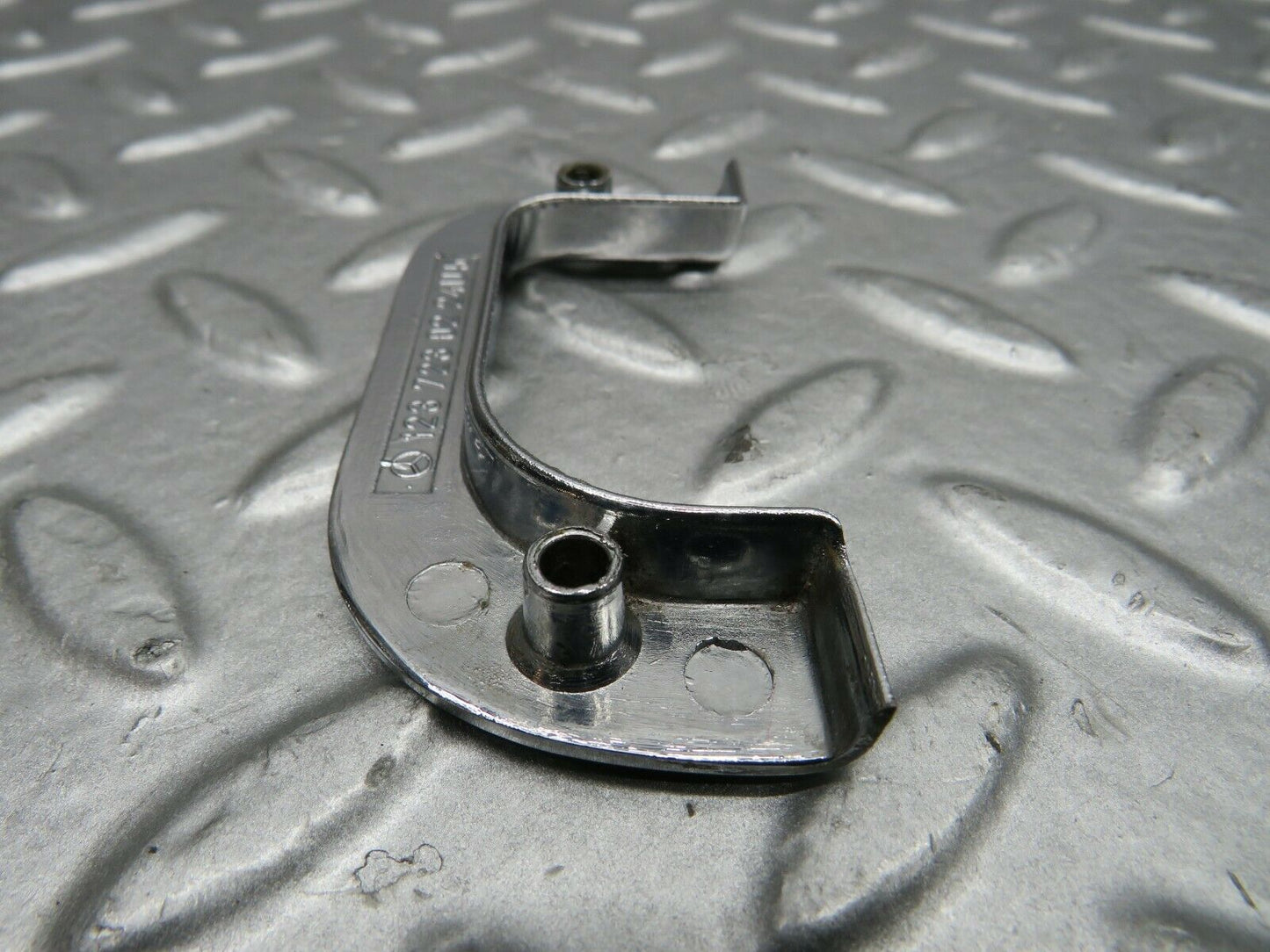 21970 Mercedes-Benz S123 280TE Wagon Right Chrome Door Latch Trim 1237230224