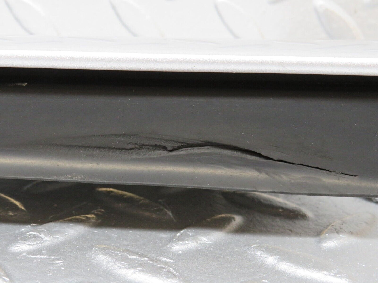 39355 Mercedes-Benz R129 320SL Coupe A Pillar Exterior Cover Trim Left 1296980118 1296980198