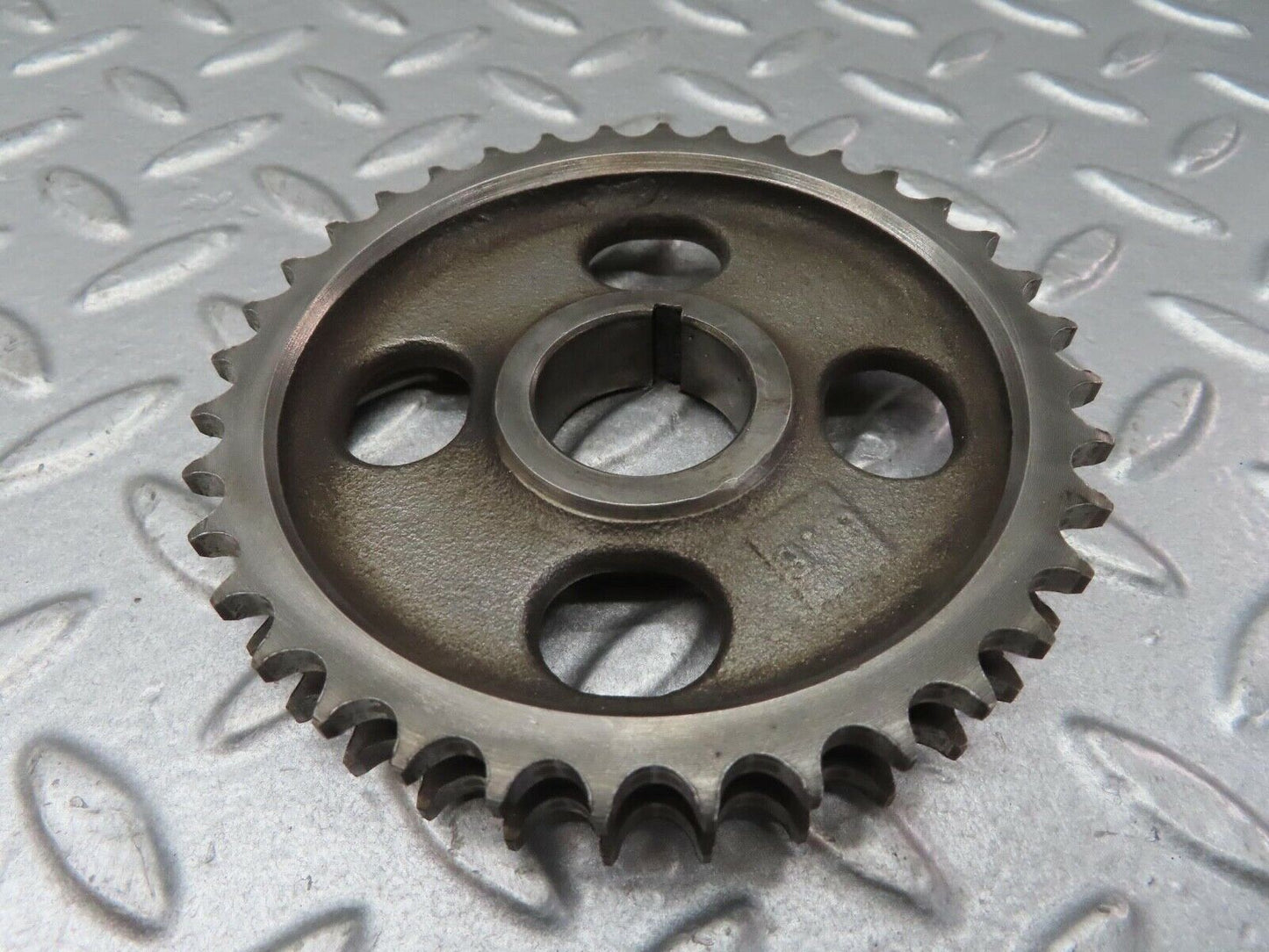 0927 Mercedes-Benz C107 350SLC Coupe Camshaft Timing Gear 1160520601