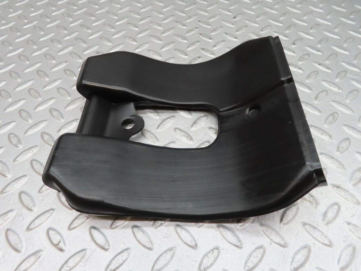 16189 Mercedes-Benz W124 260E Engine Bay Water Drain 1246280072
