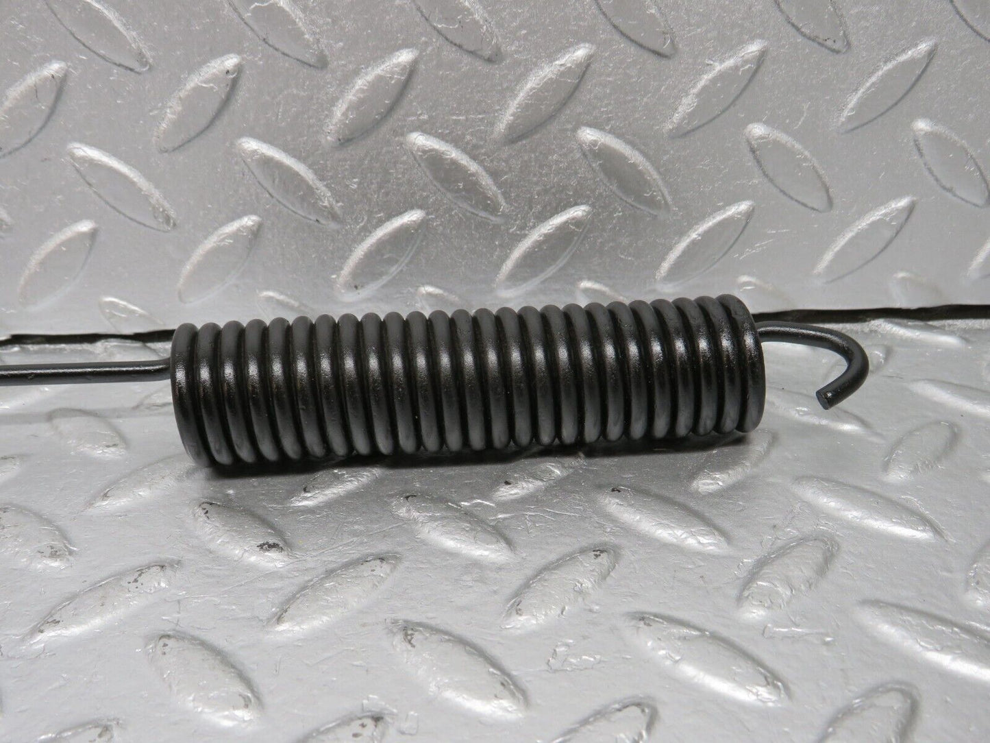 40437 Mercedes-Benz W110 230 Bonnet Hinge Spring