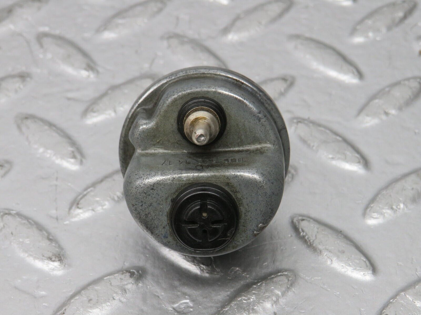 32702 Mercedes-Benz S124 300TE Wagon Oil Pressure Sensor 0065429417