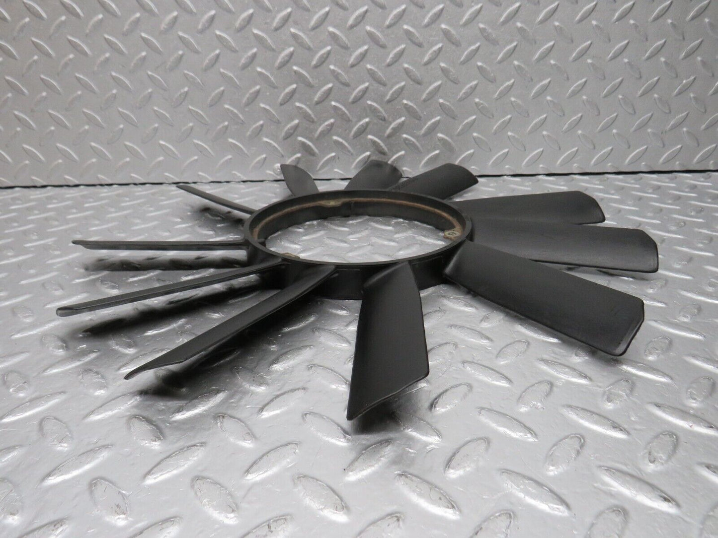 38760 Mercedes-Benz W201 190E 2.6L Engine Cooling Fan 1032000323