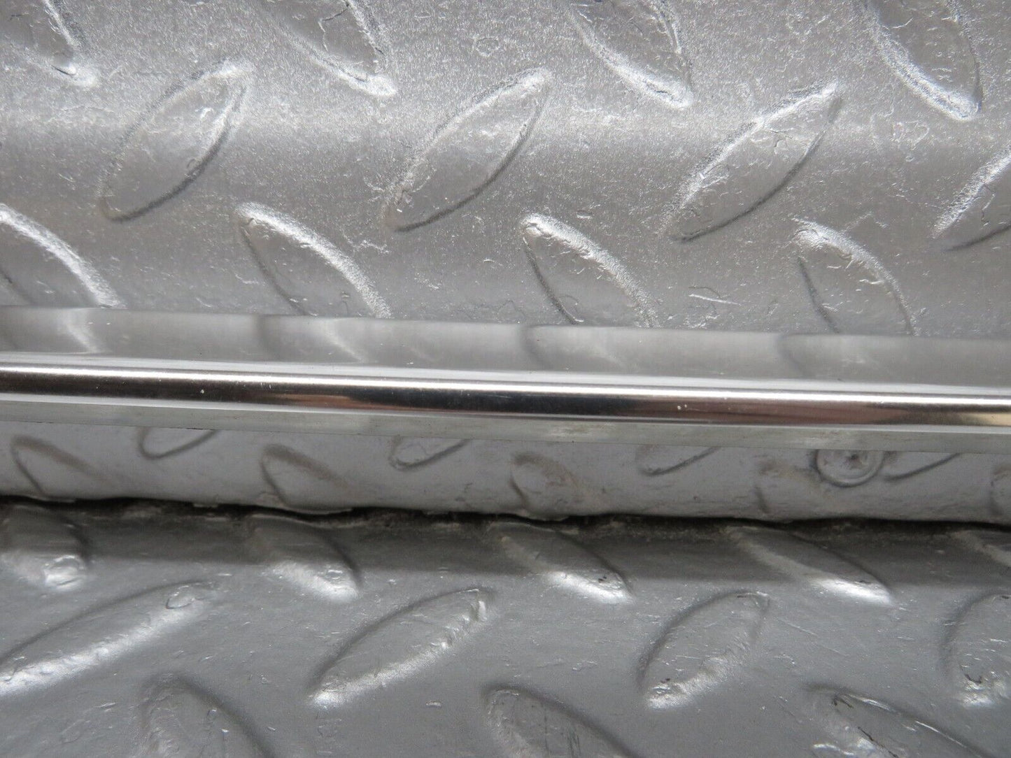 40203 Mercedes-Benz R107 Hardtop Roof Chrome Right Side