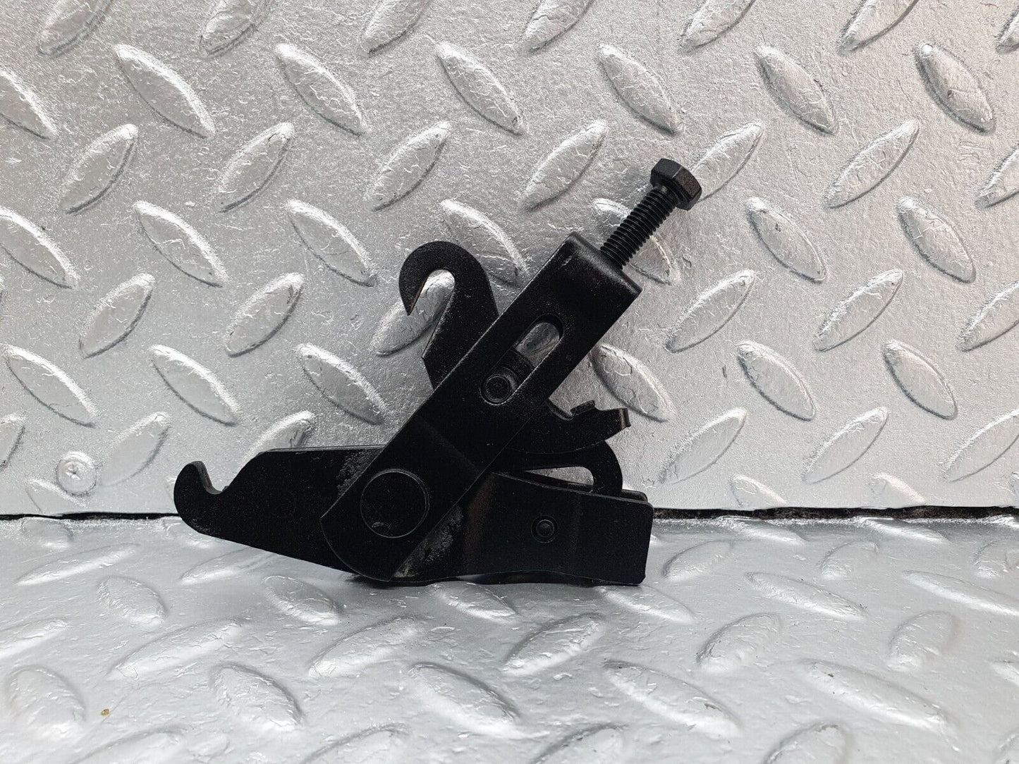 42834 Mercedes-Benz W201 190 2.0L Handbrake Adjusting Handbrake Regulator