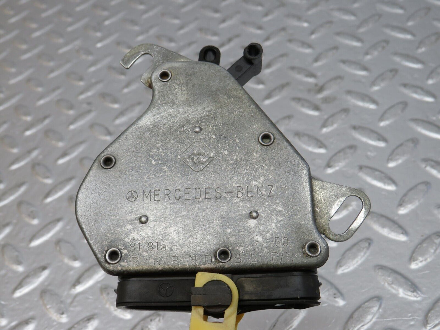 33857 Mercedes-Benz W201 190E 2.0L Reverse Light Switch 1235450142 1235401945