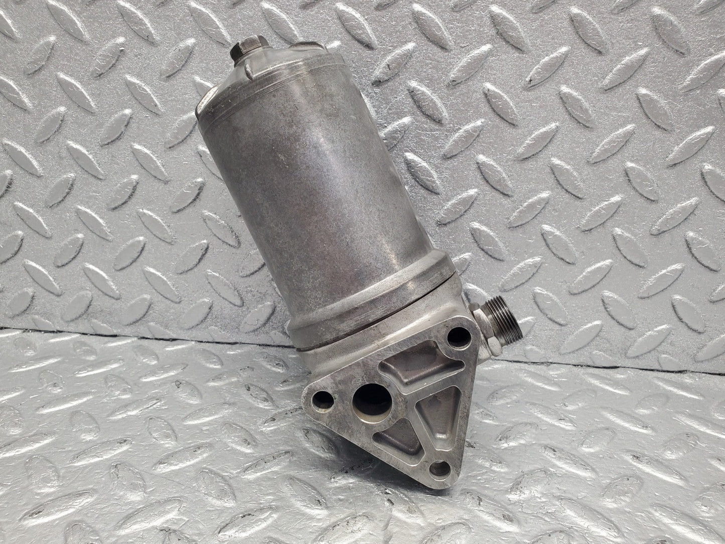 W112 oil filter housing used OEM