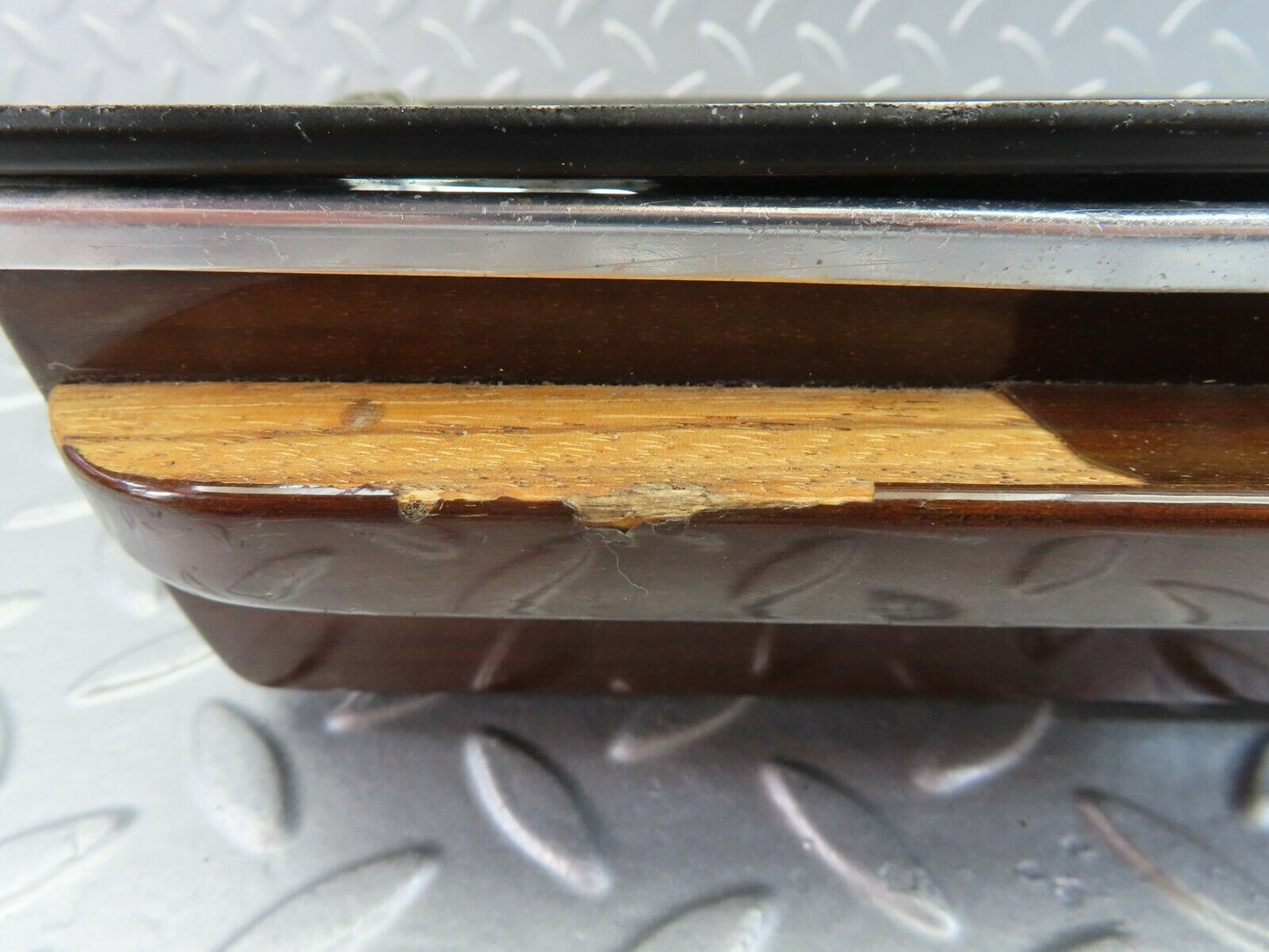 7330 Mercedes-Benz W116 450SE Centre Console Ashtray