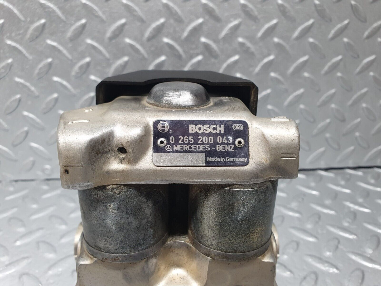 42927 Mercedes-Benz W201 190 ABS Brake Pump Bosch 0265200043 0332002171 0015426719