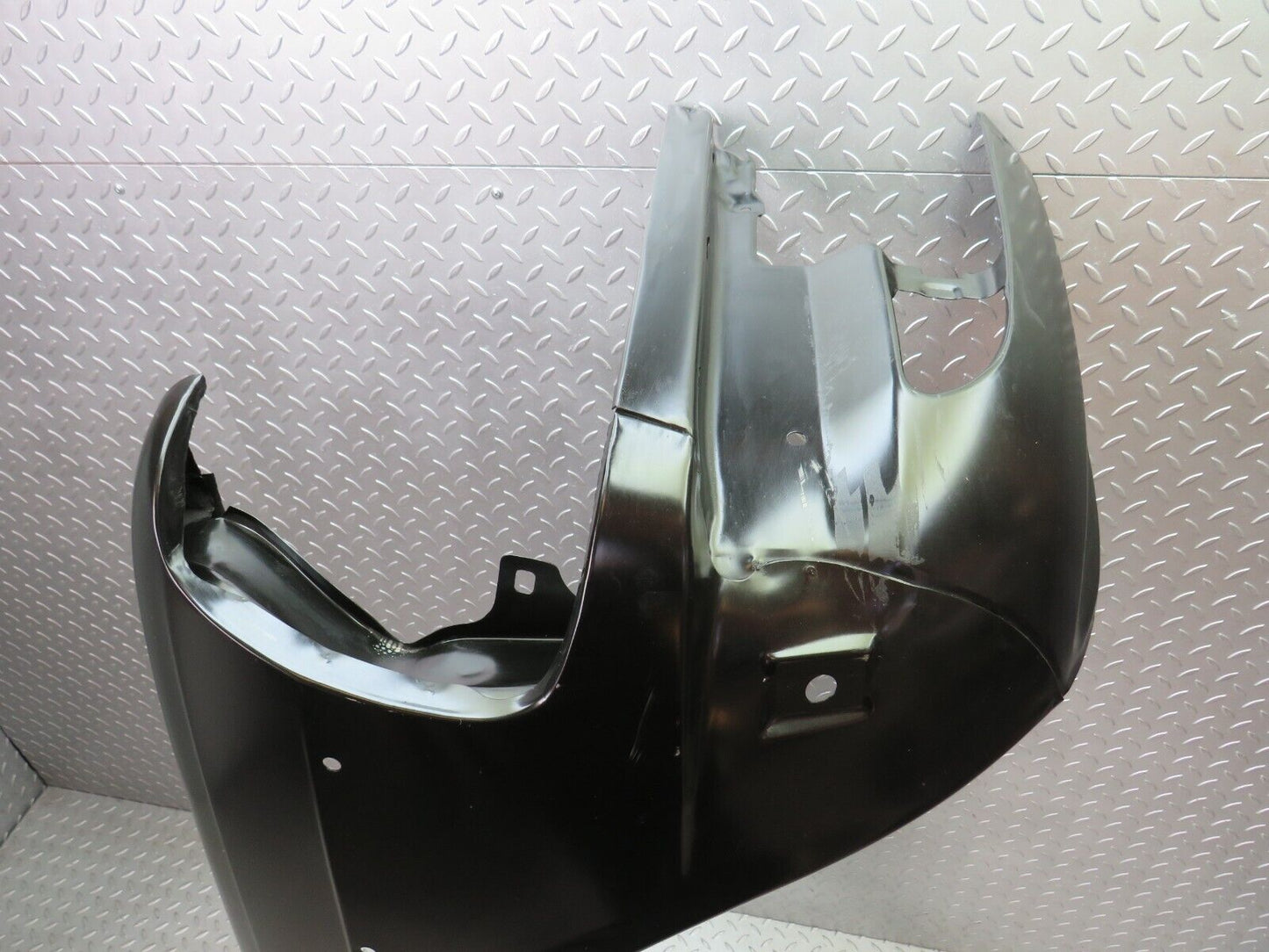 28346 Mercedes-Benz S123 240D Wagon Front Right Wing Fender