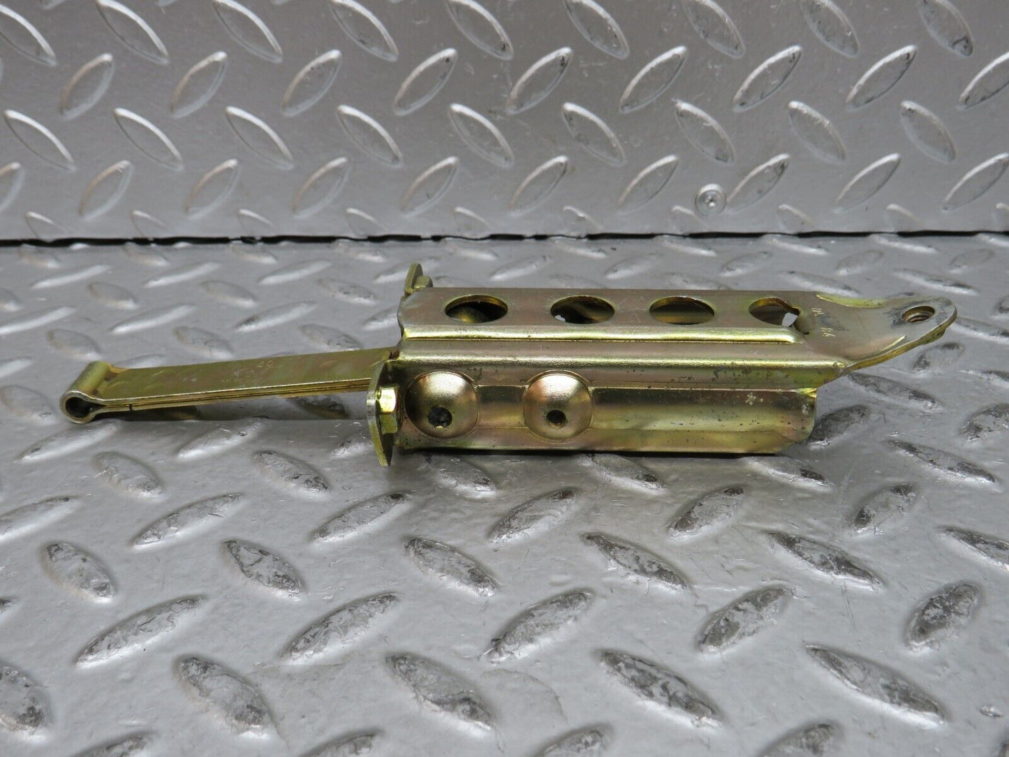28507 Mercedes-Benz S123 240D Wagon  Door Safety Check Strap