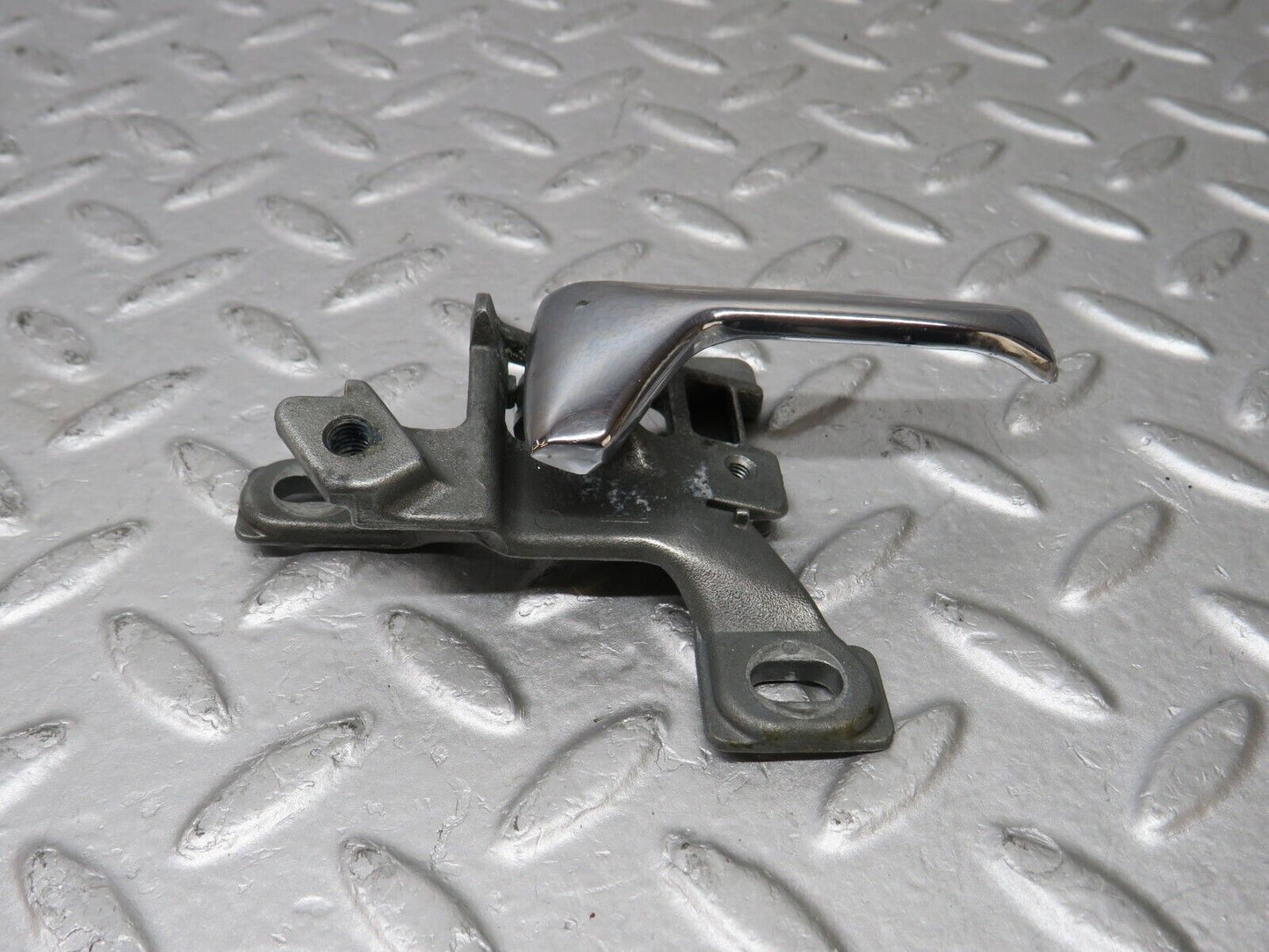 36881 Mercedes-Benz C126 420SEC Coupe Right Door Interior Handle