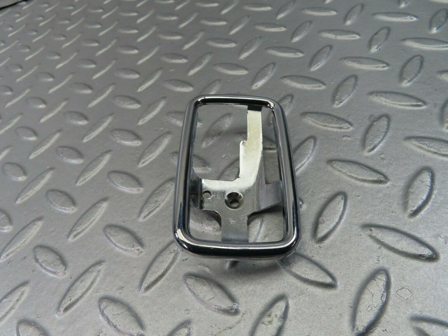 8882 Mercedes-Benz W108 Chrome Frame For Door Opener Left 1087660511