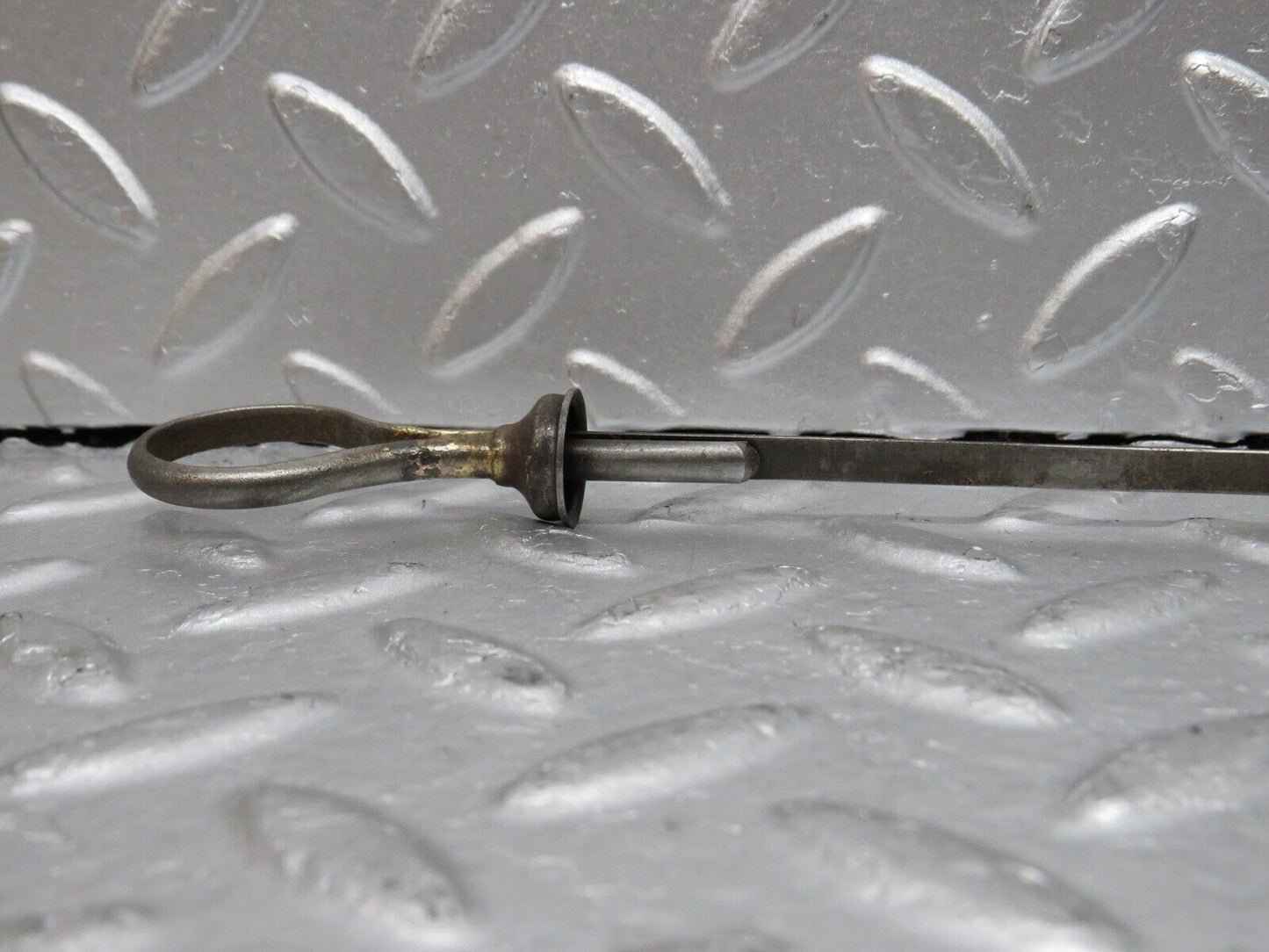 0403 Mercedes-Benz W120 180D Ponton Oil Dipstick