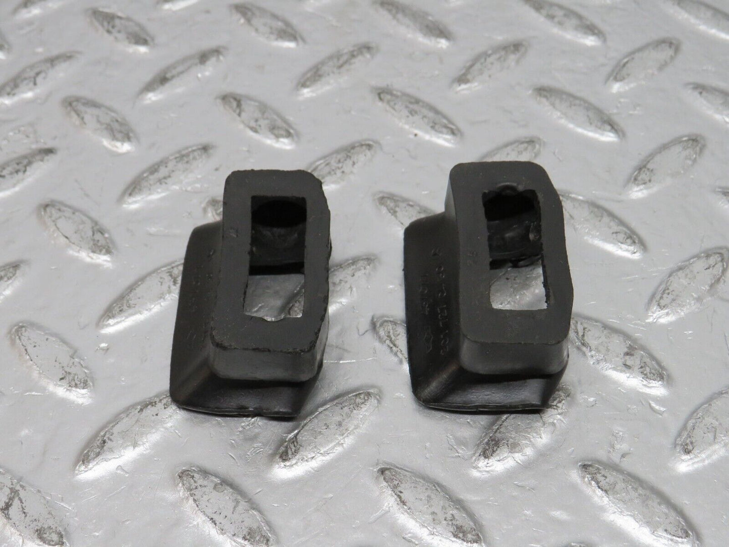 32382 Mercedes-Benz S124 300TE Wagon Door Check Strap Rubber Seal 2017270430