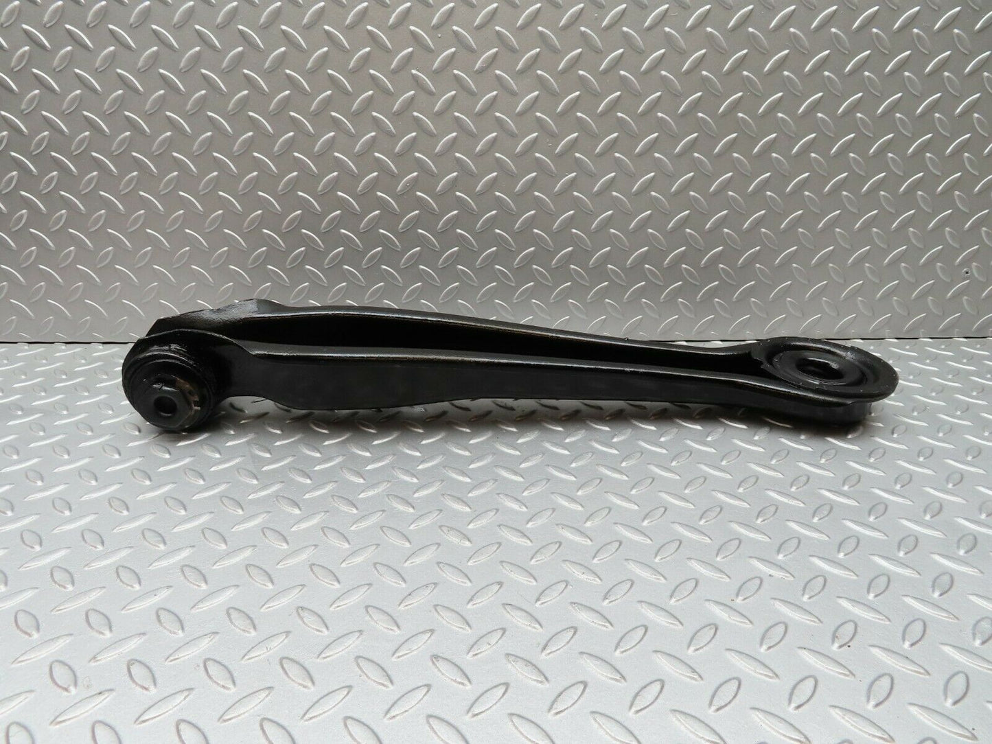 3563 Mercedes-Benz W108 280SE Rear Right Axle Spring Coil Mount