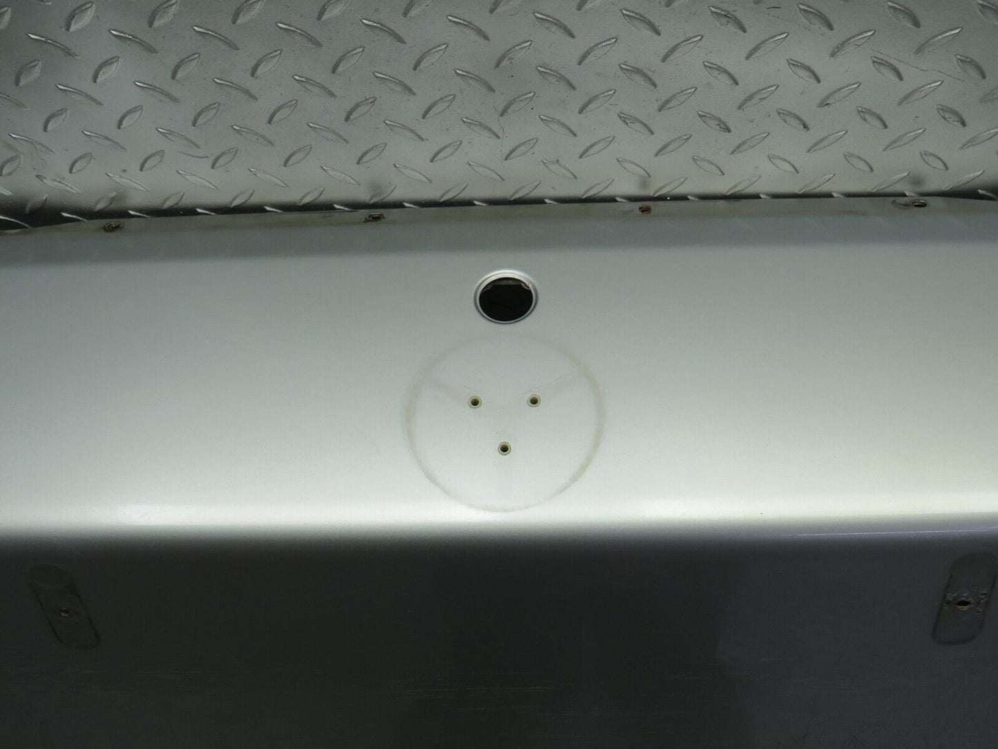 31823 Mercedes-Benz W201 190LE 1.8L Boot Lid Trunk Door