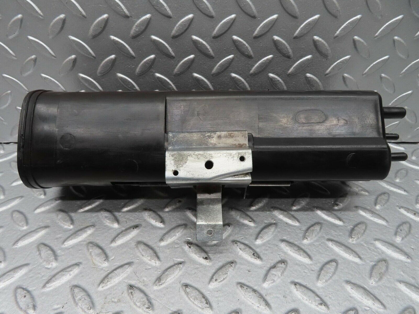 14605 Mercedes-Benz W201 190E Fuel Vapor Charcoal Filter Canister 2014700259