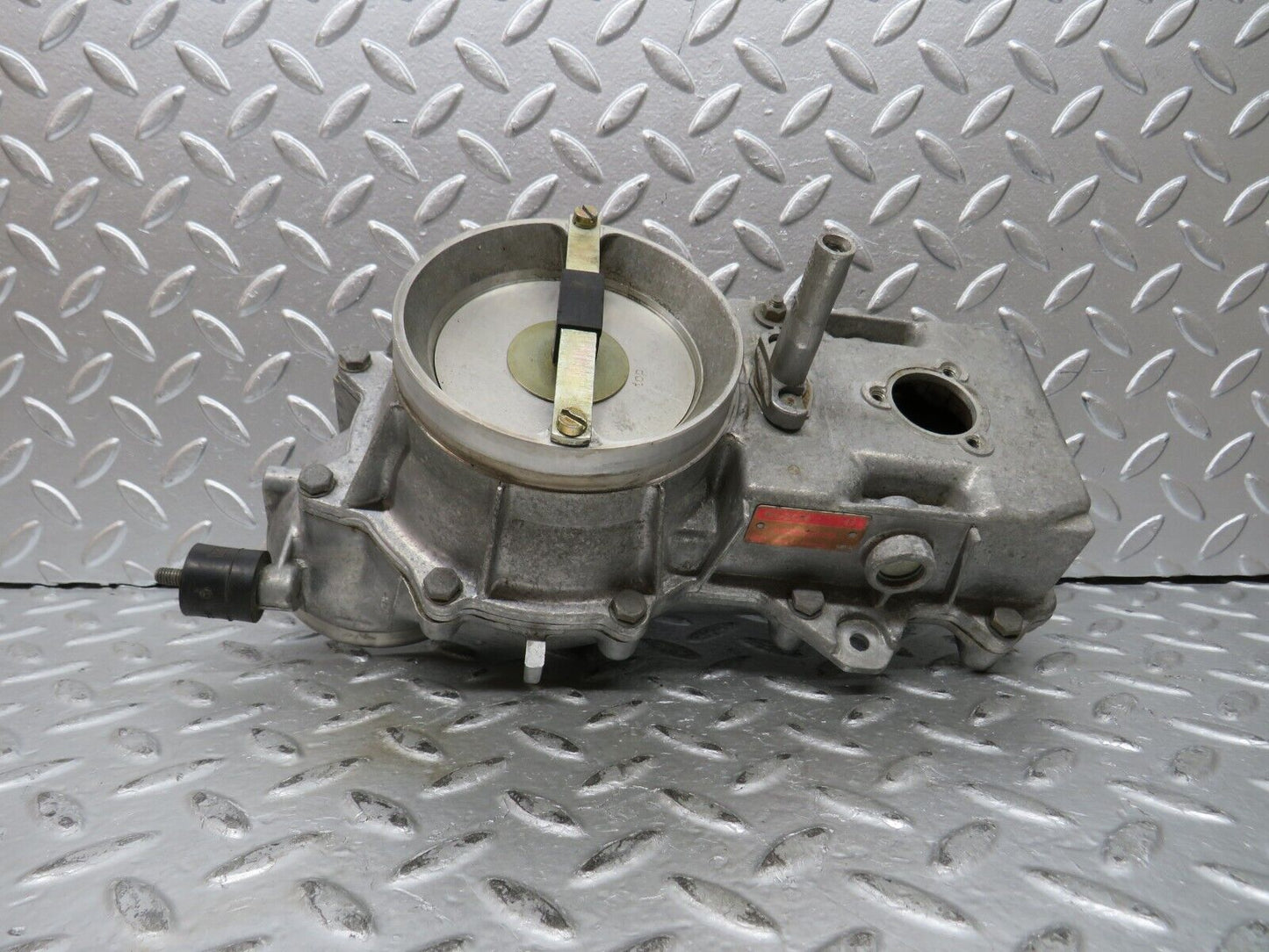 27382 Mercedes-Benz W123 280E Air Flow Mass Meter Sensor Bosch 0438120115