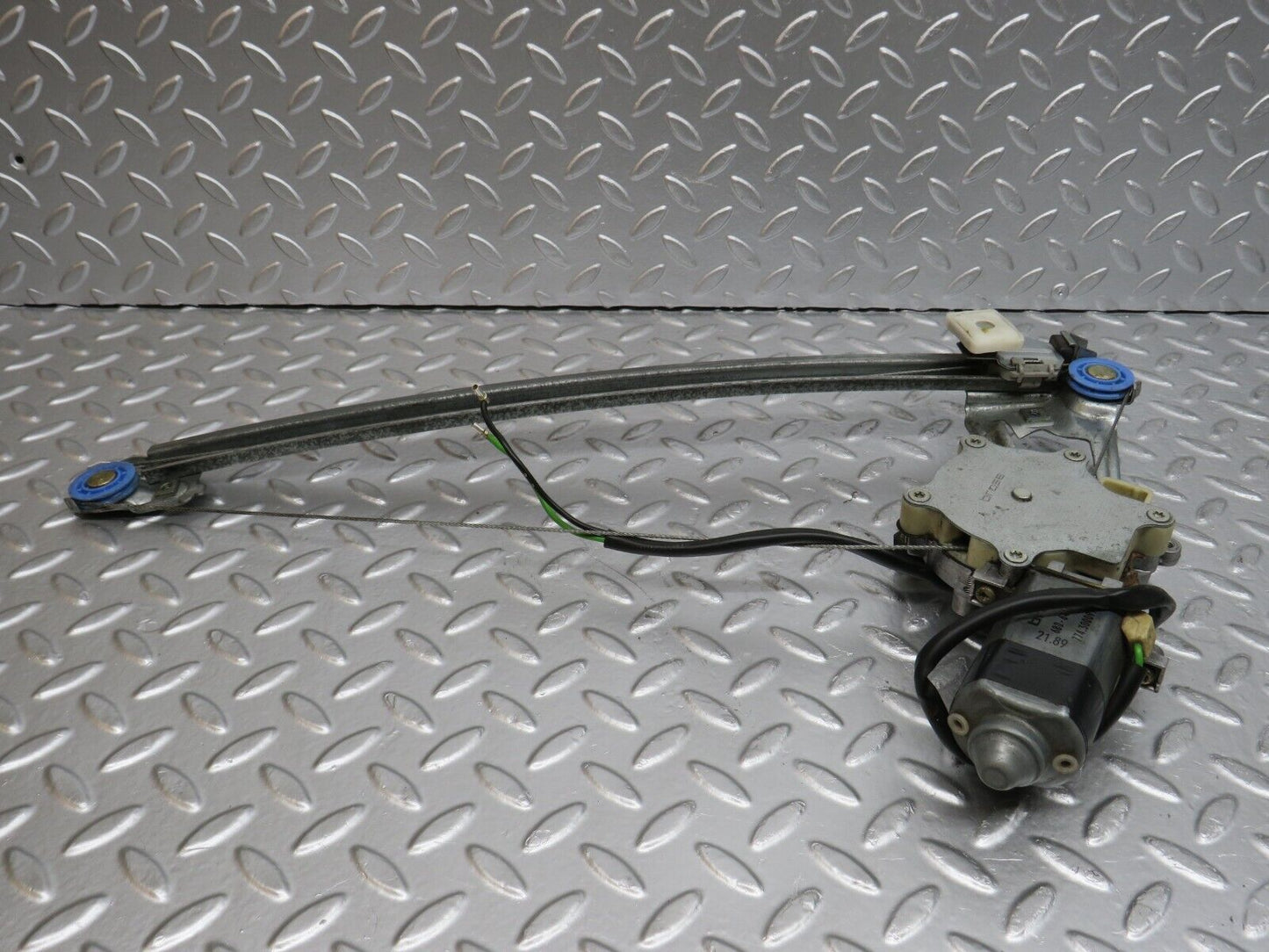 29287 Mercedes-Benz W124 230E Rear Left Power Window Regulator With Motor 774.30009/04