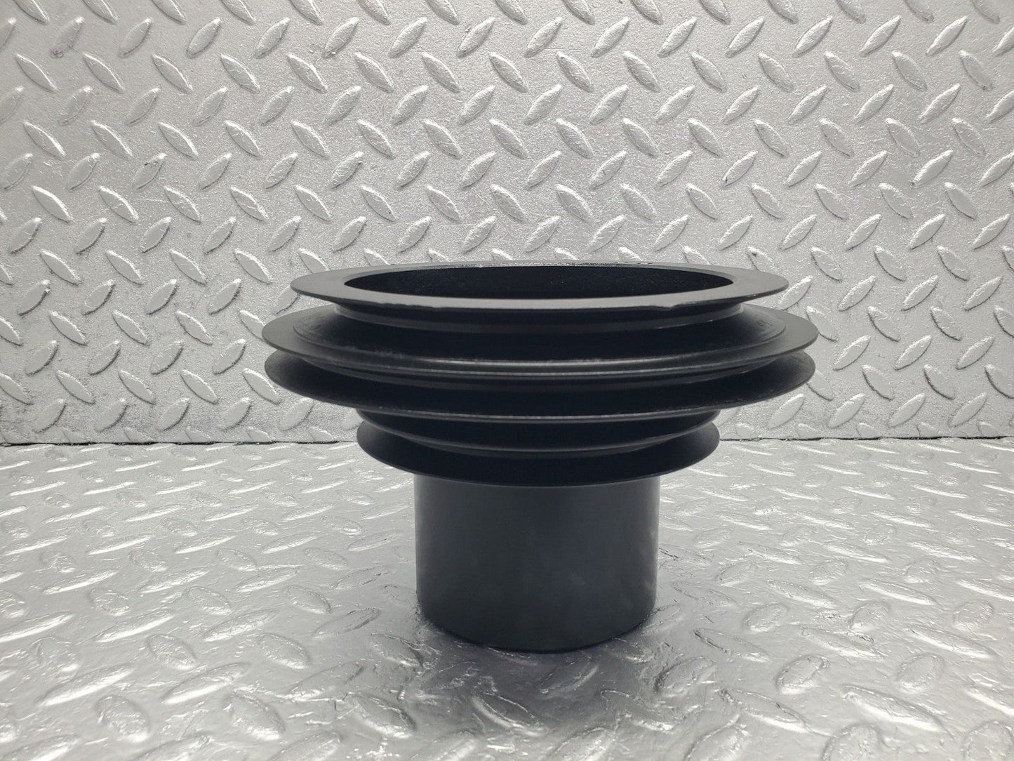 W126 Coupe crankshaft pulley used OEM