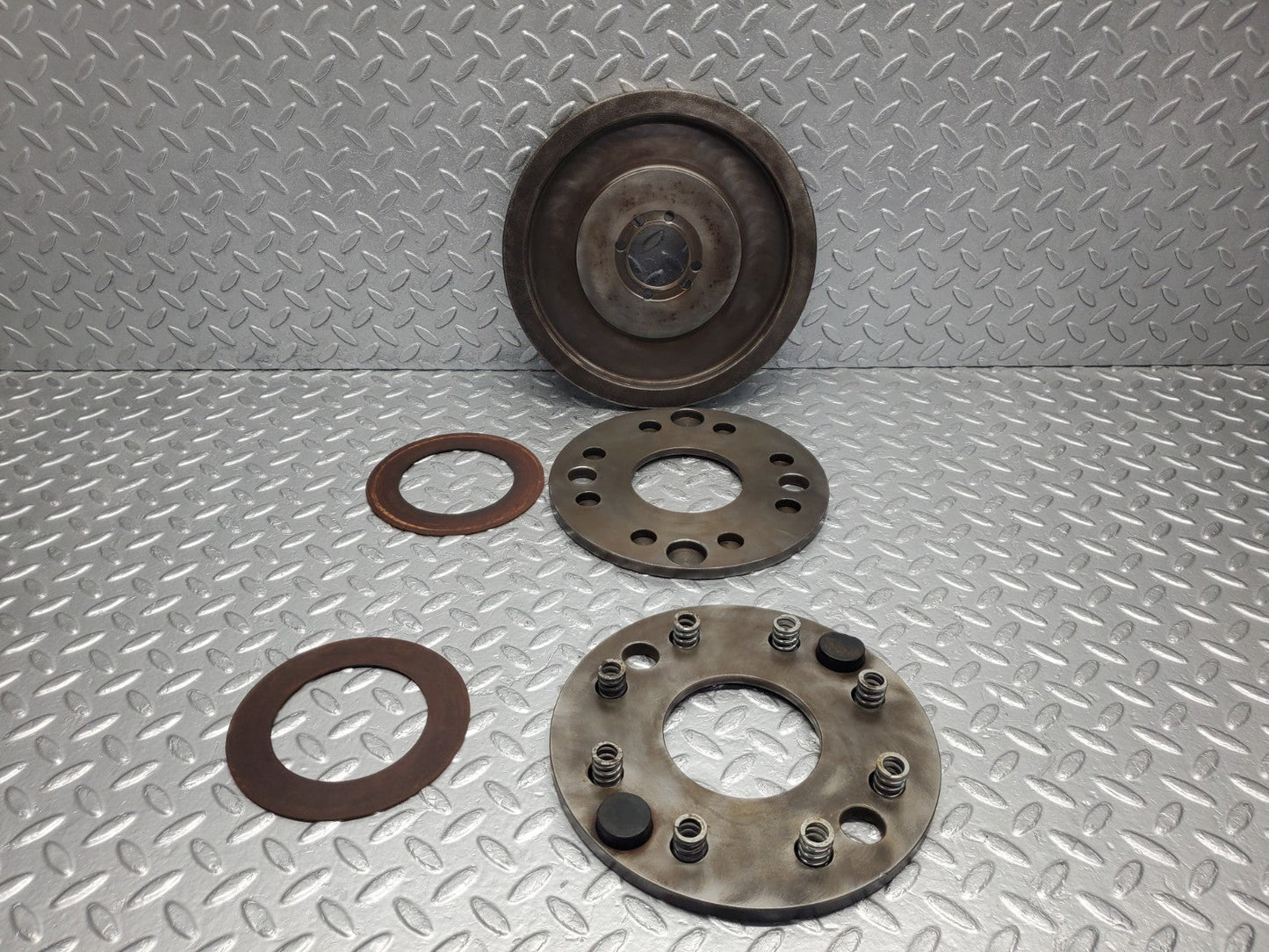 W112 crankshaft vibration damper used OEM