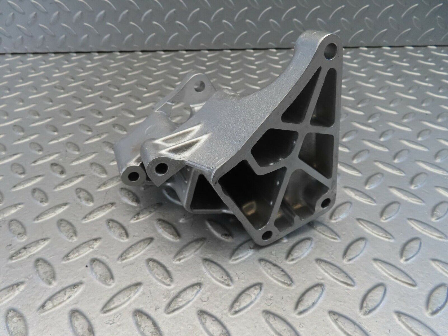 11028 Mercedes-Benz R107 W116 Alternator Generator Bracket 1161551135