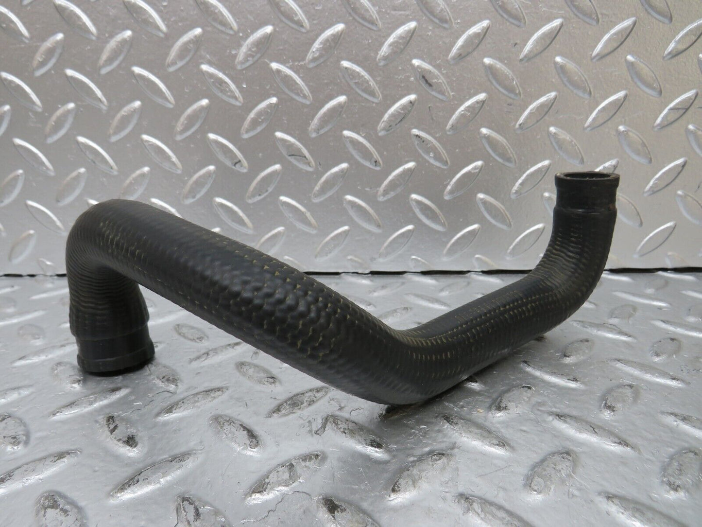 26318 Mercedes-Benz W116 450SE Air Intake Breather Hose 1160940482