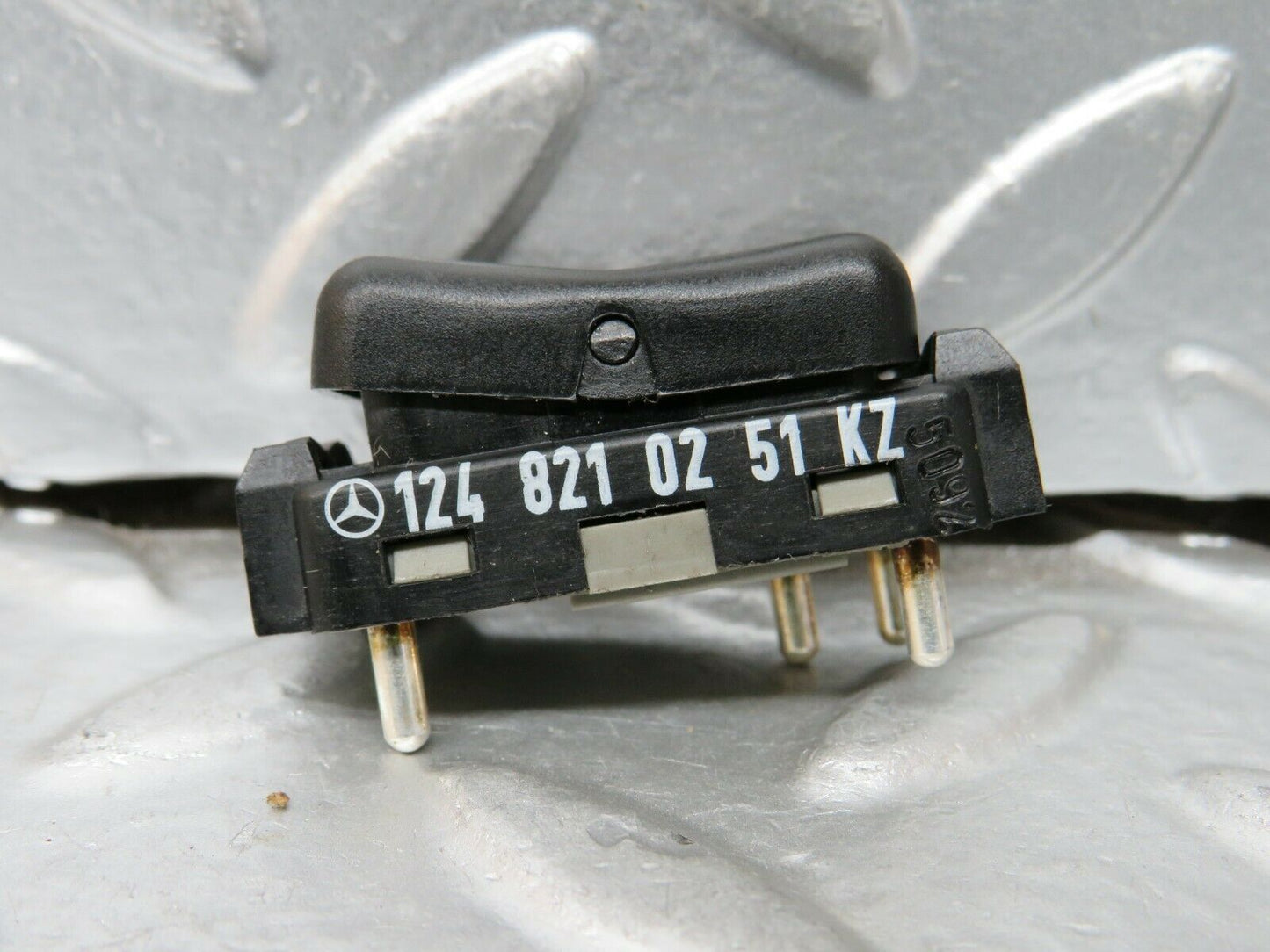 24295 Mercedes-Benz S124 220TE Wagon Interior Light Switch 1248210251