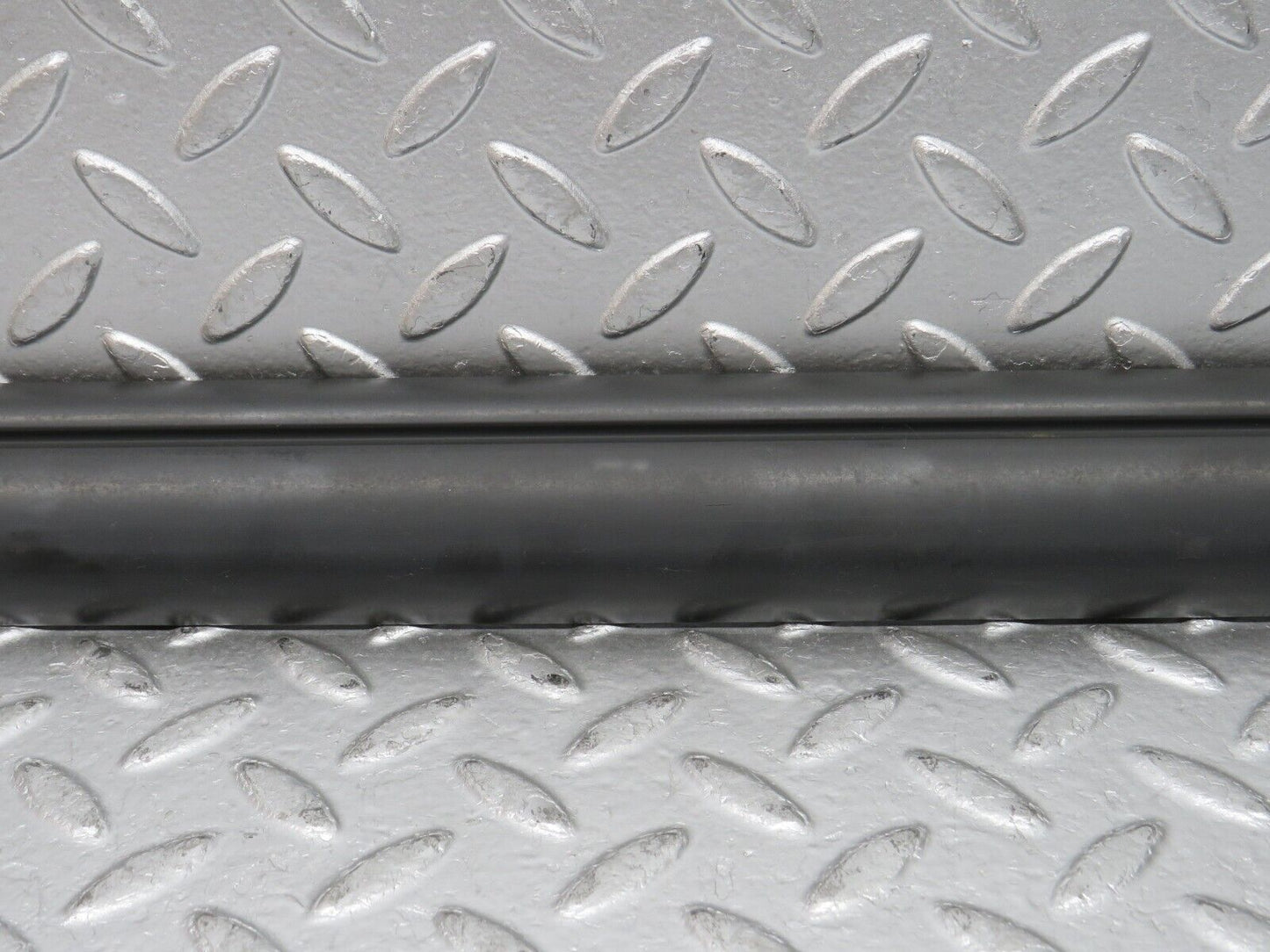 32300 Mercedes-Benz S124 300TE Wagon Front Left Door Lower Moulding Trim