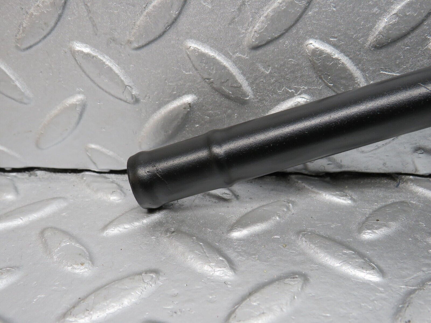 39581 Mercedes-Benz R129 320SL Coupe Coolant Pipe