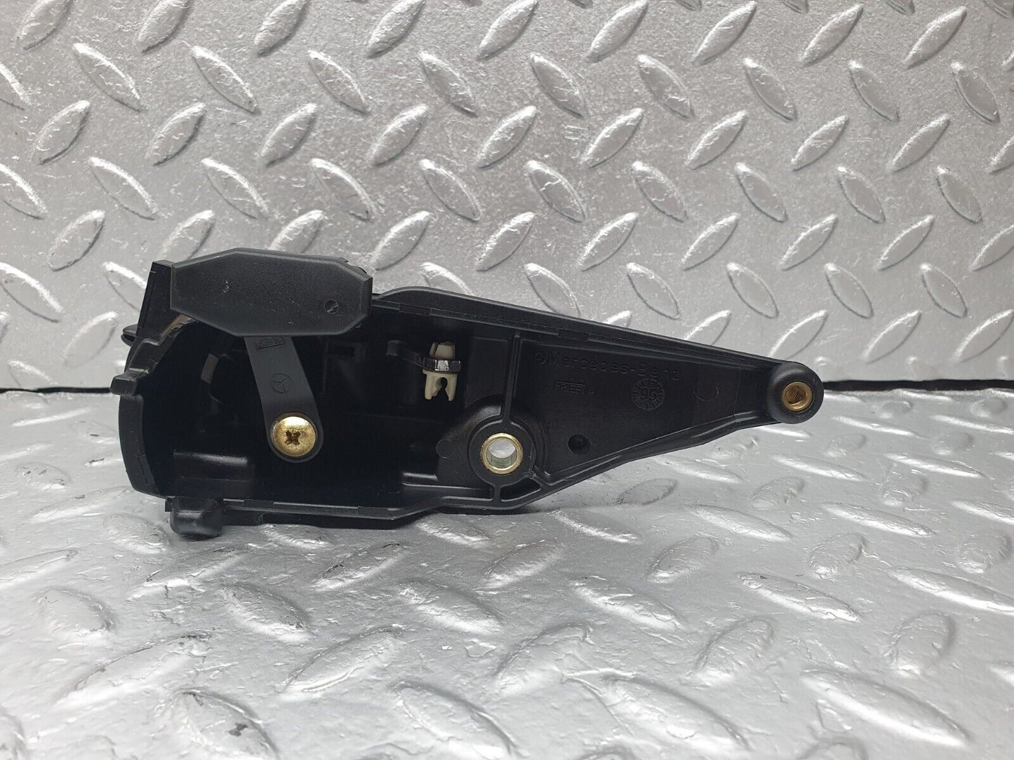 42477 Mercedes-Benz R129 320SL Coupe Left Door Interior Handle