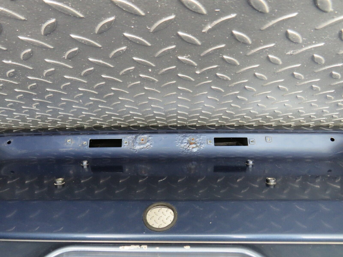 31417 Mercedes-Benz S124 220TE Wagon Tailgate Trunk Door & Handle Moulding Trim