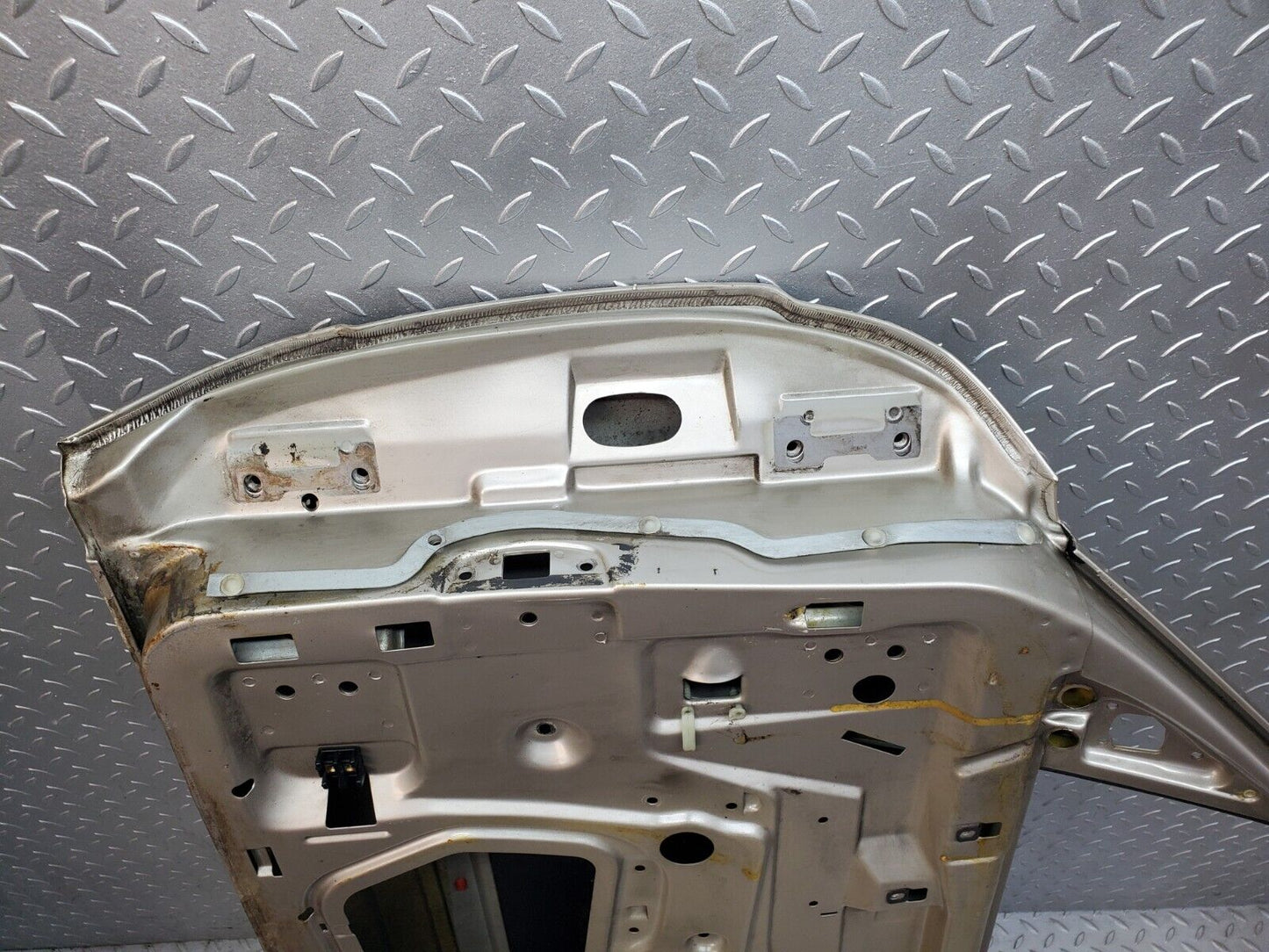 45991 Mercedes-Benz W126 420SE Front Right Door