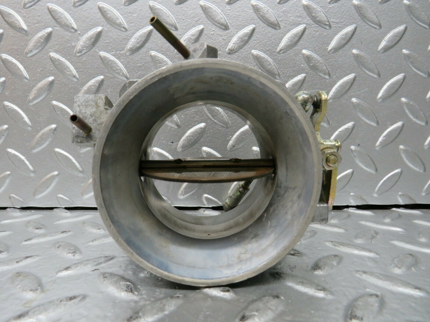 23279 Mercedes-Benz W116 350SE Throttle Body Valve