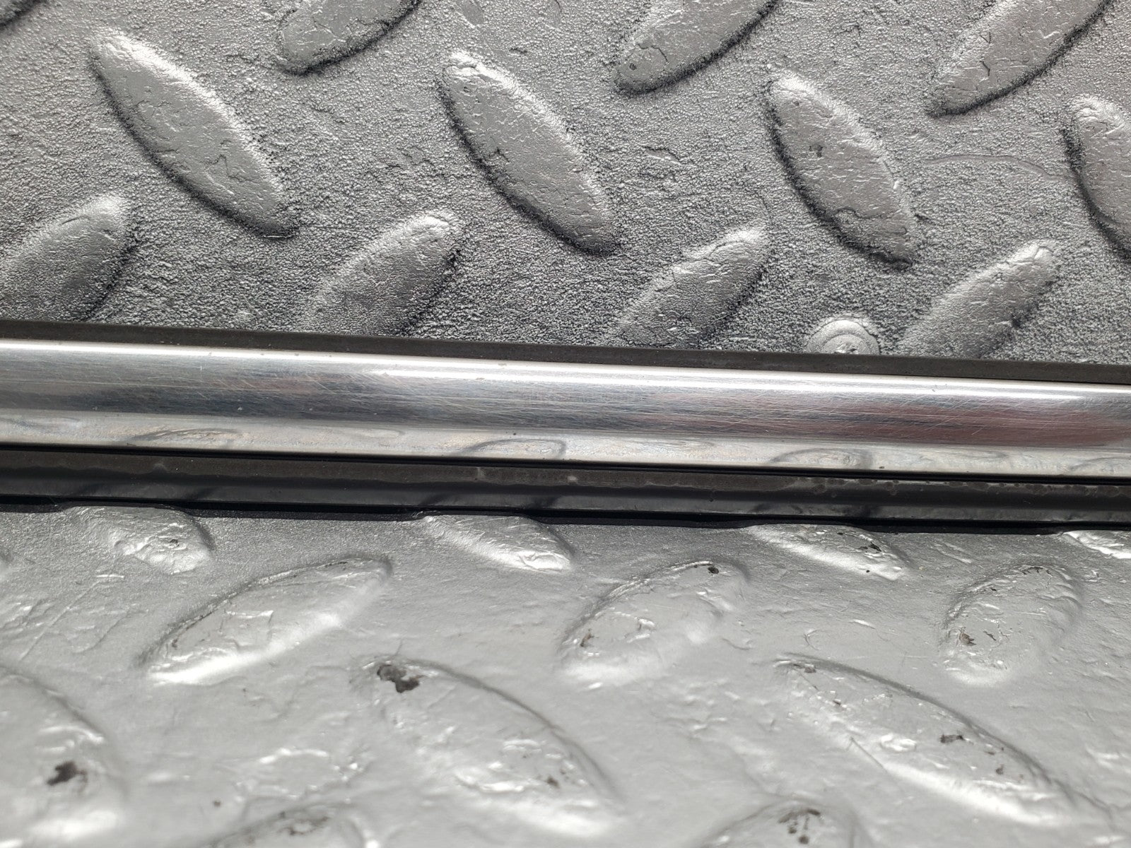 45960501