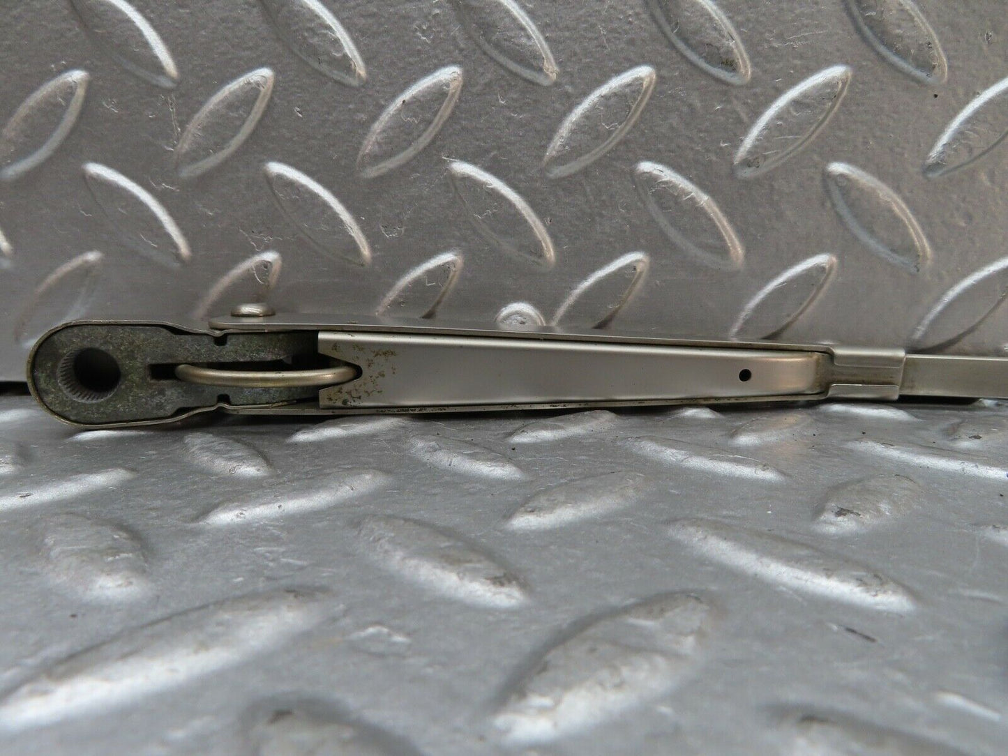 20409 Mercedes-Benz W114 280CE Coupe Wiper Arm Right Side